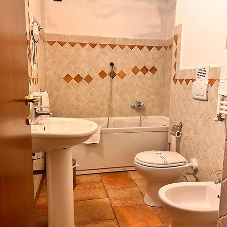 Locanda Dei Baroni Васто Экстерьер фото