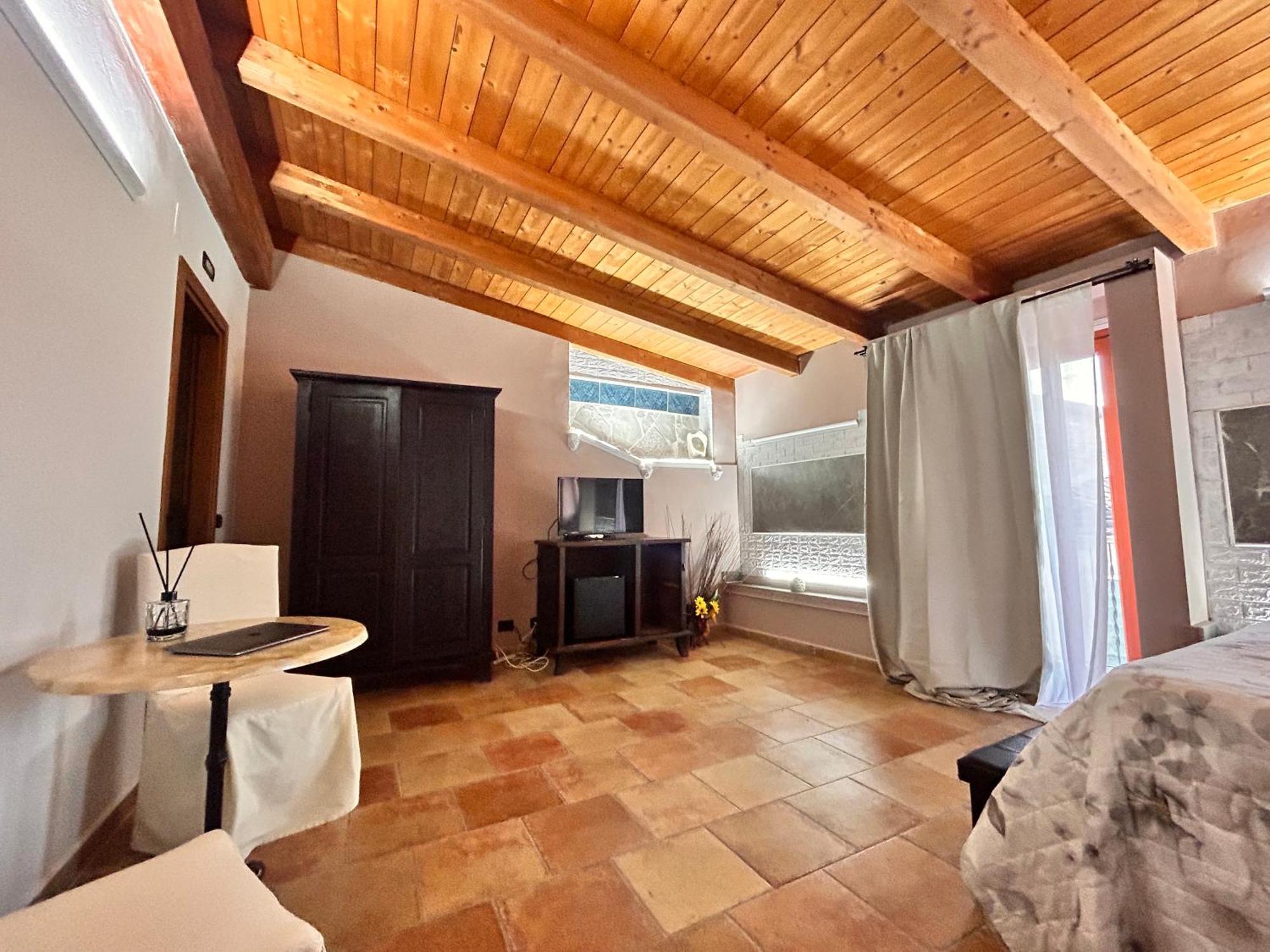 Locanda Dei Baroni Васто Экстерьер фото