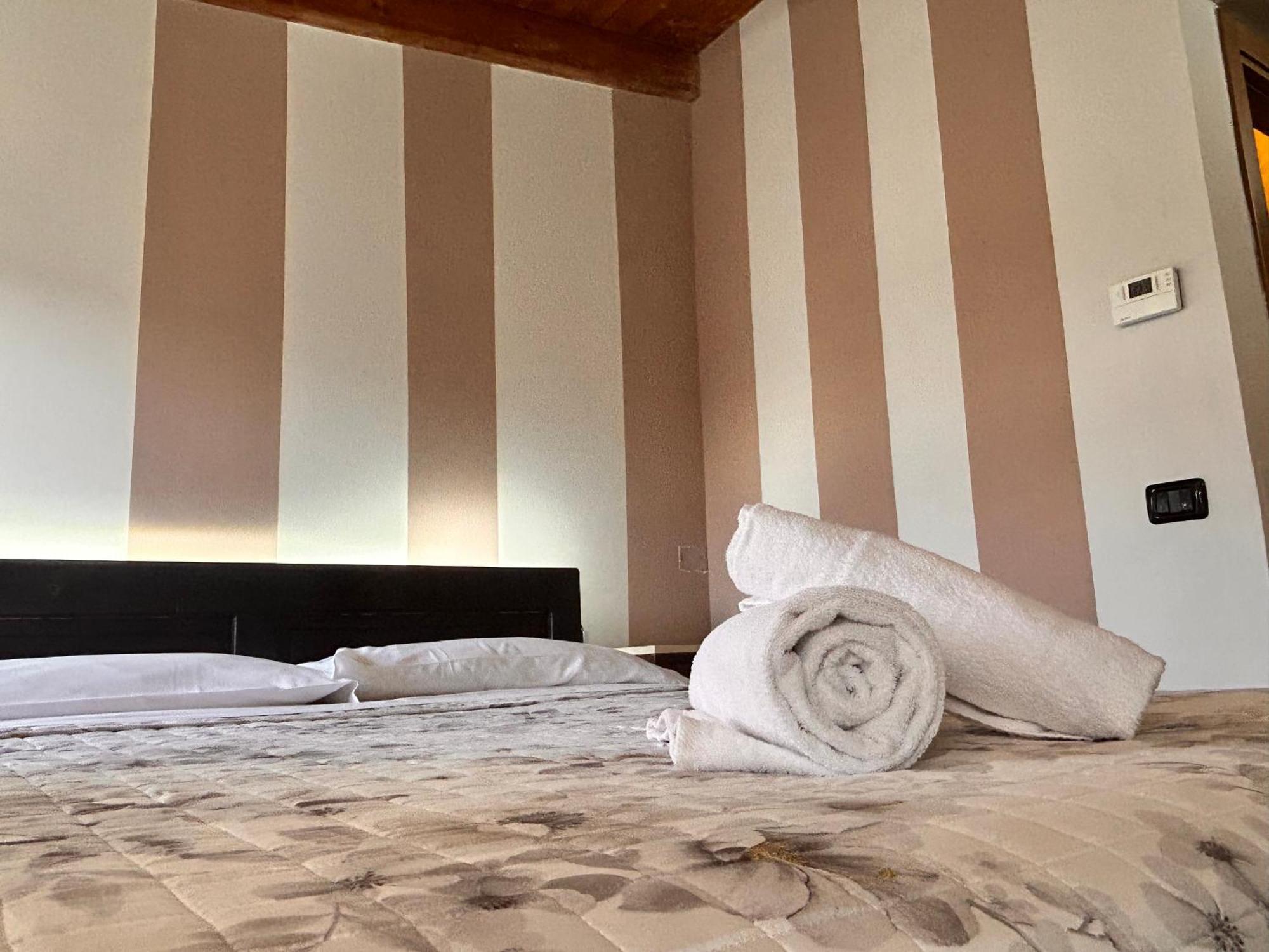 Locanda Dei Baroni Васто Экстерьер фото